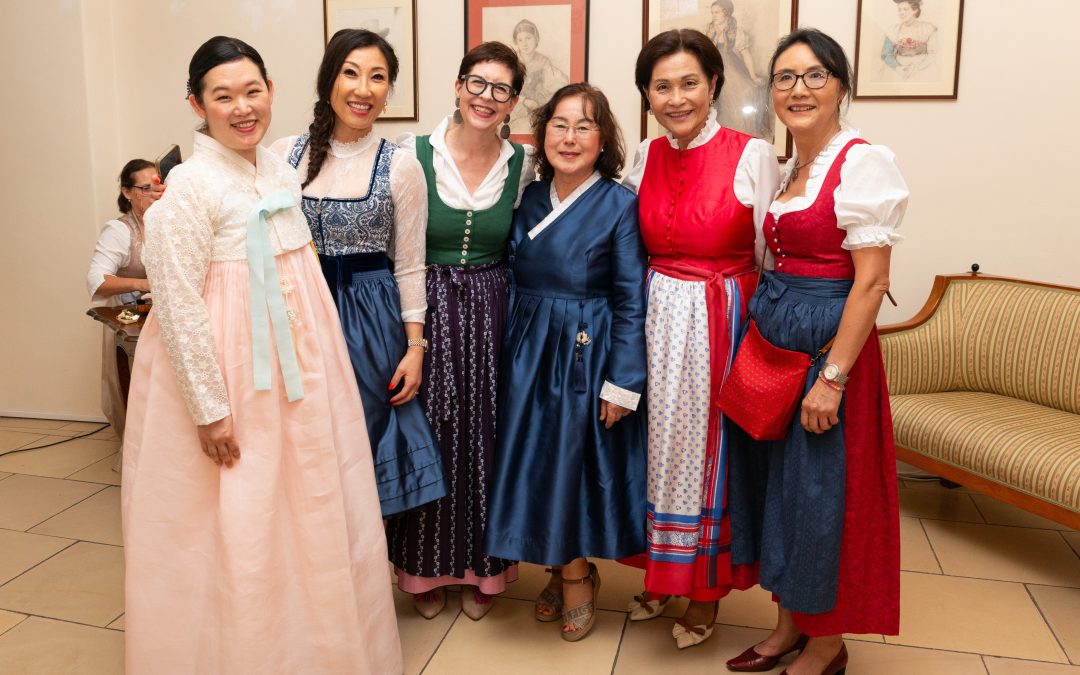 Hanbok meets Dirndl