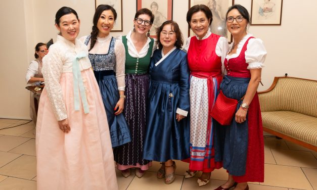 Hanbok meets Dirndl